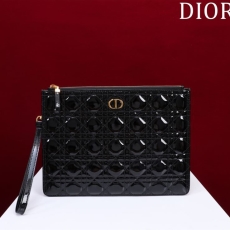 Christian Dior Clutch Bags